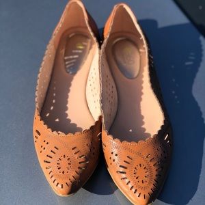 Tab leather comfort flats